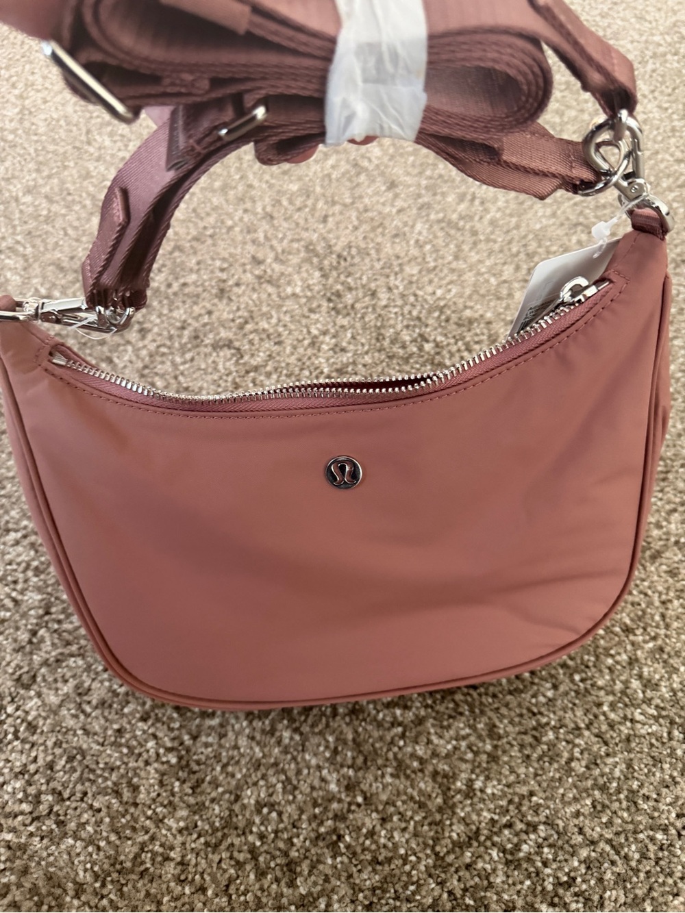 lululemon athletica Women's Mauve Shoulder Crossbody Bag - Picture 2 of 4